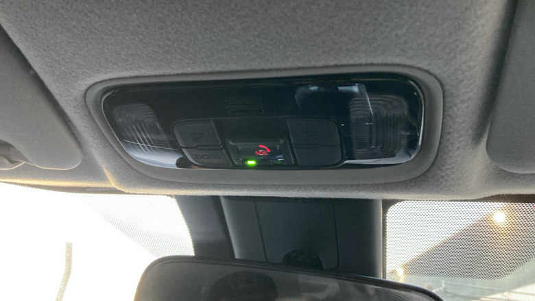 Toyota Yaris 1.5 Hybrid Design 5dr CVT Hybrid Hatchback